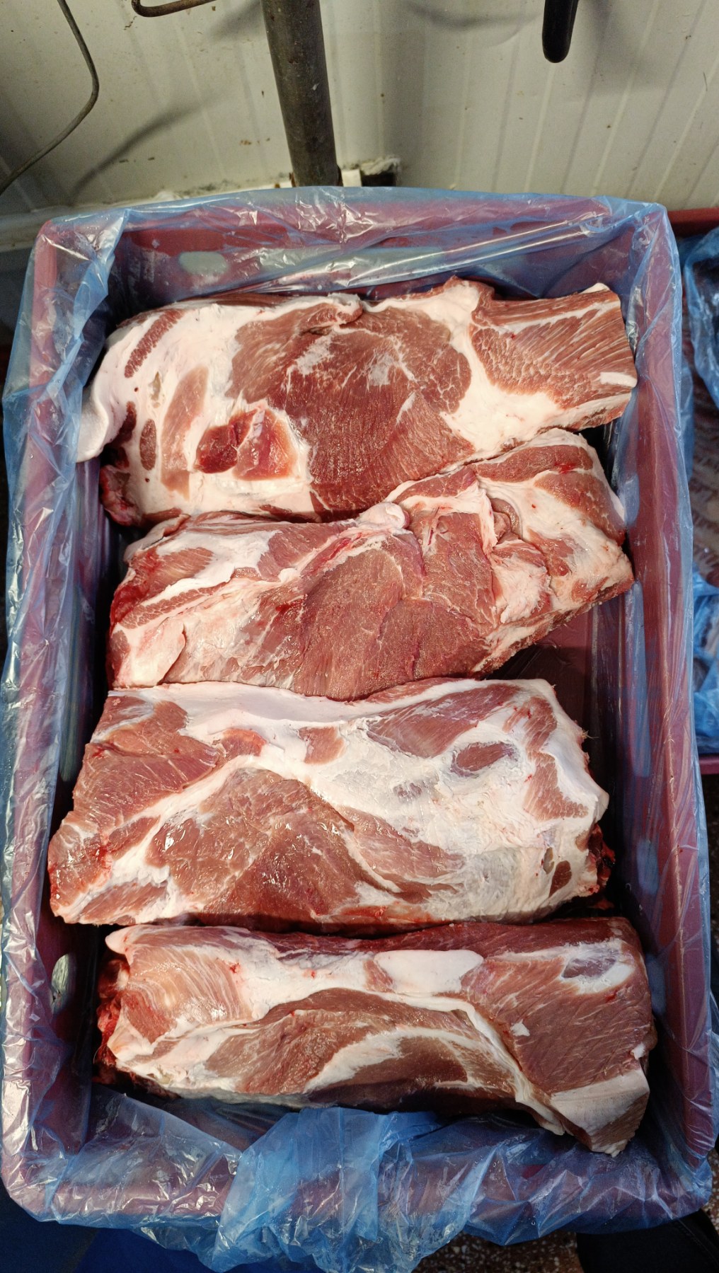 Свински врат без кост